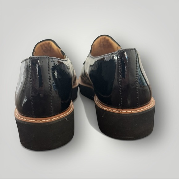 Naturalizer Patent and Suede Loafers - great condition! - Picture 3 of 8